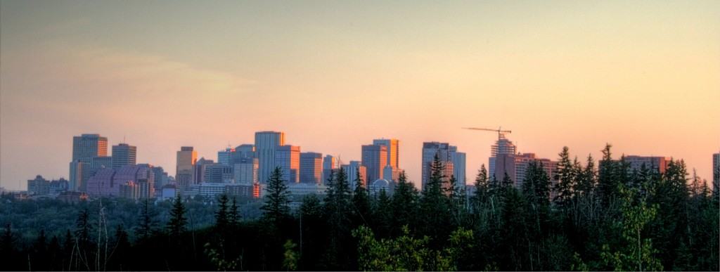 Skyline_from_Highlands_Edmonton_Alberta_Canada_02B